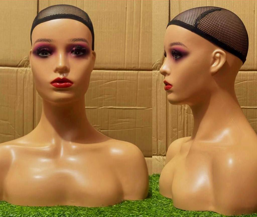 Non Pierceable Mannequin